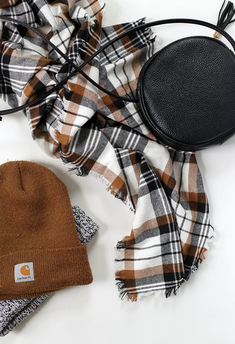 Make Something Sunday: DIY Flannel Blanket Scarf