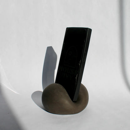Bao Bun Concrete Phone Holder