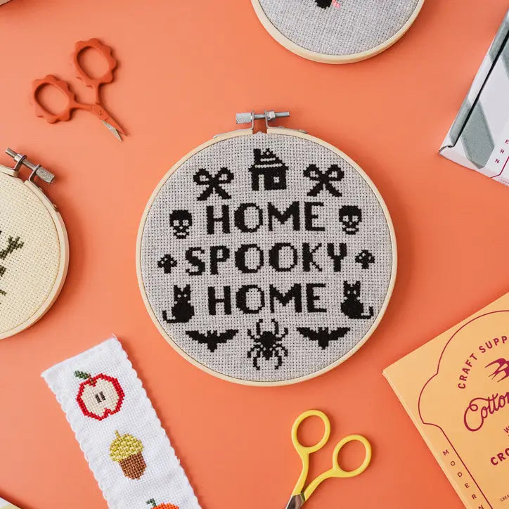 Home Spooky Home 6" Cross Stitch Kit