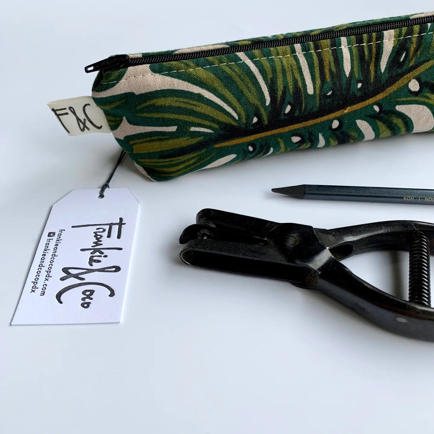 Linen & Cotton Zippered Pencil Case