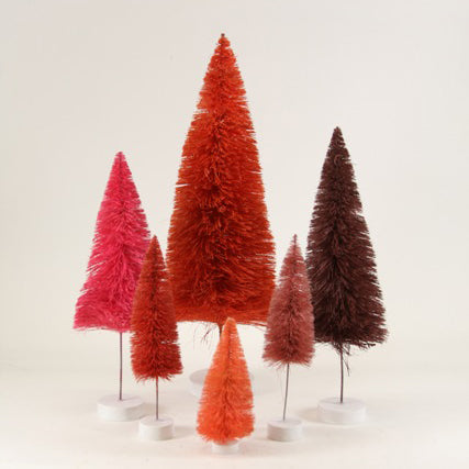 Retro Bottle Brush Holiday Tree
